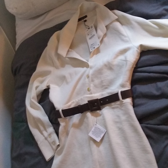 Zara - Picture 1 of 4